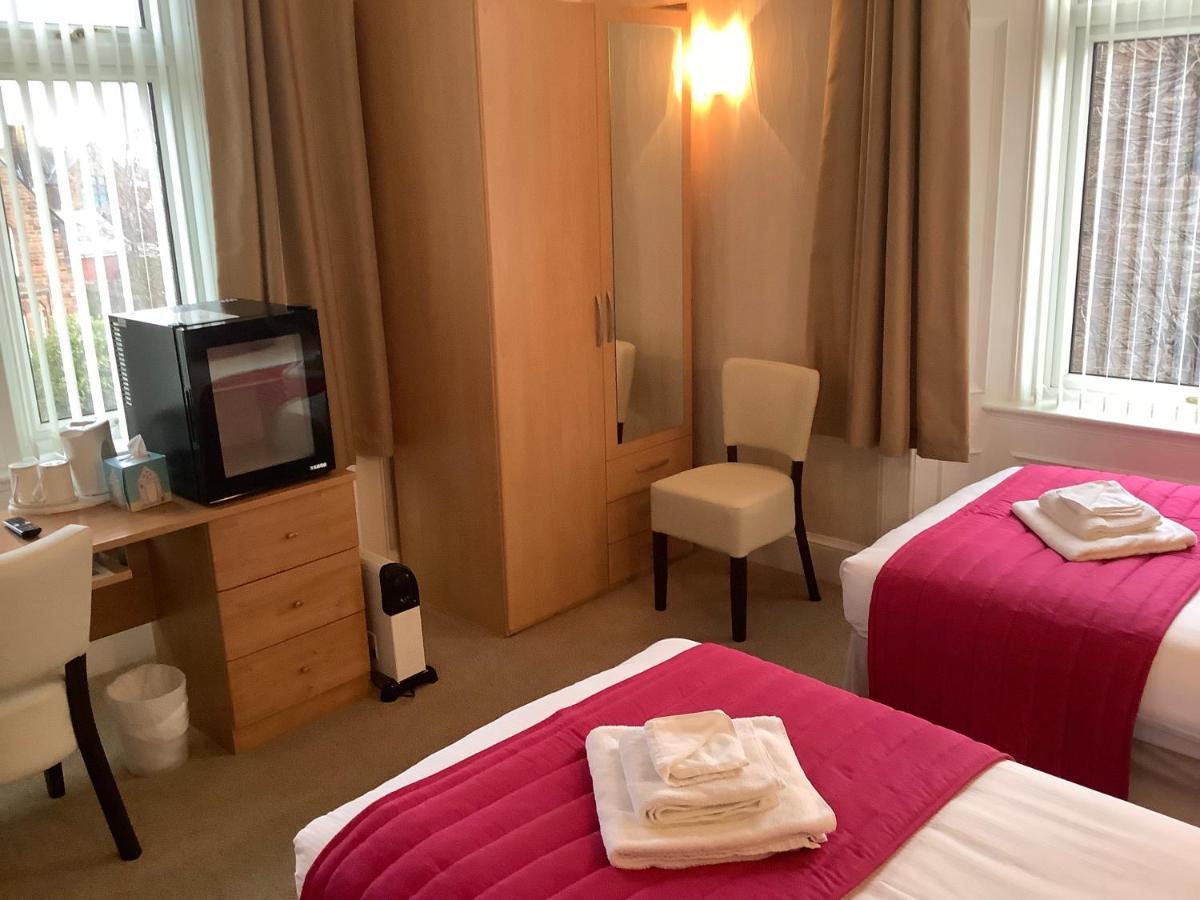 Edenbank Hotel دومفريس المظهر الخارجي الصورة